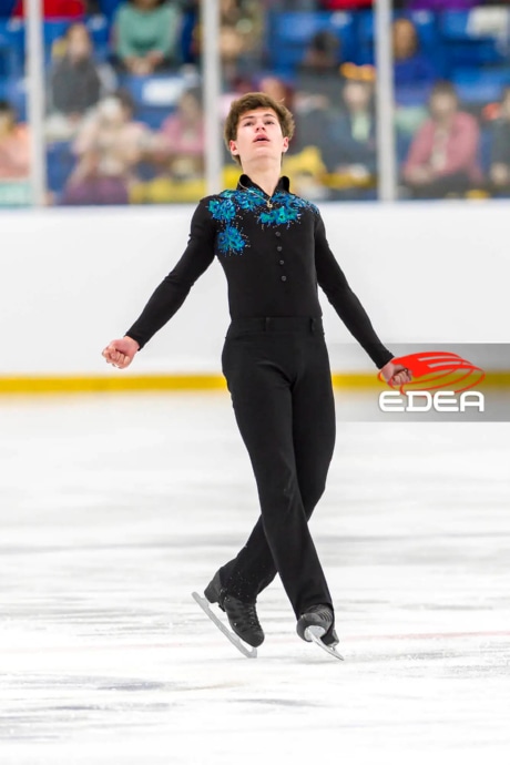 Ice Gallery Skates U.S.